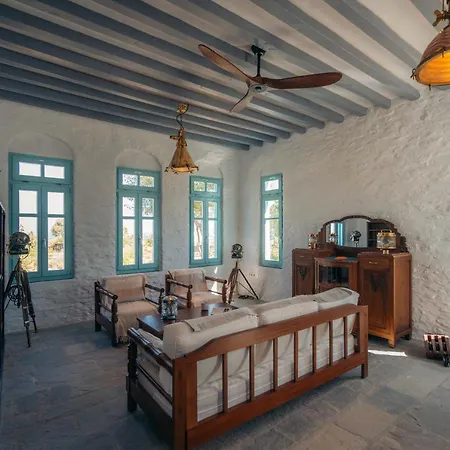 Eco-luxe Retreat In Ano Petali, Sifnos Holiday home *