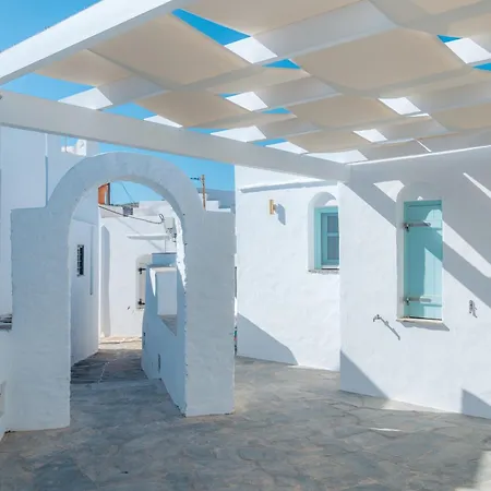 Eco-luxe Retreat In Ano Petali, Sifnos Holiday home *